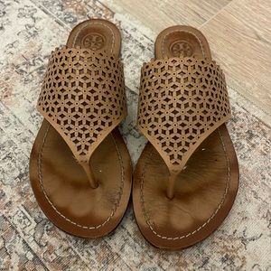 Tory Burch floral perforated flat thong size 7